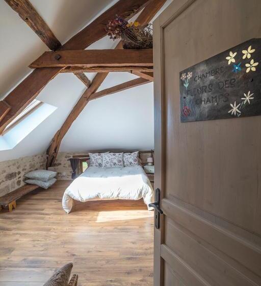 Bed and Breakfast Ecuries De Saint Maurice  Maison D Hôtes De Gondou