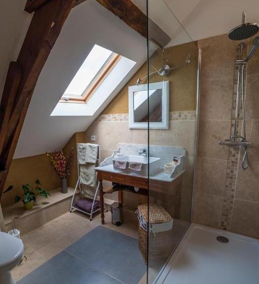 Bed and Breakfast Ecuries De Saint Maurice  Maison D Hôtes De Gondou