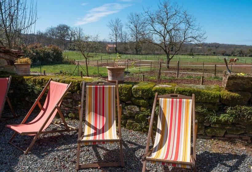 Bed and Breakfast Ecuries De Saint Maurice  Maison D Hôtes De Gondou