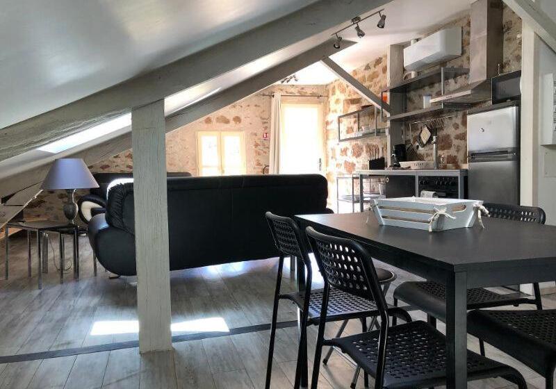 Bed and Breakfast Ecuries De Saint Maurice  Maison D Hôtes De Gondou