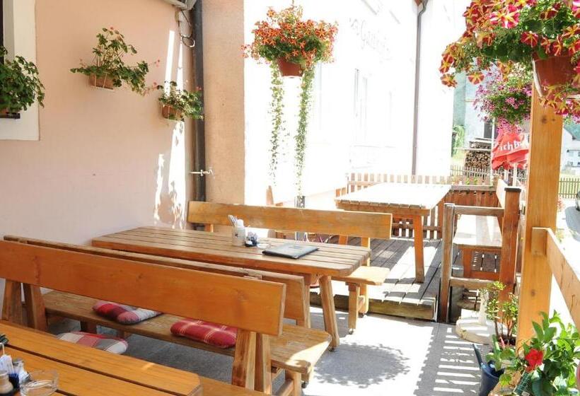 住宿加早餐  Gasthaus Felsenwastl