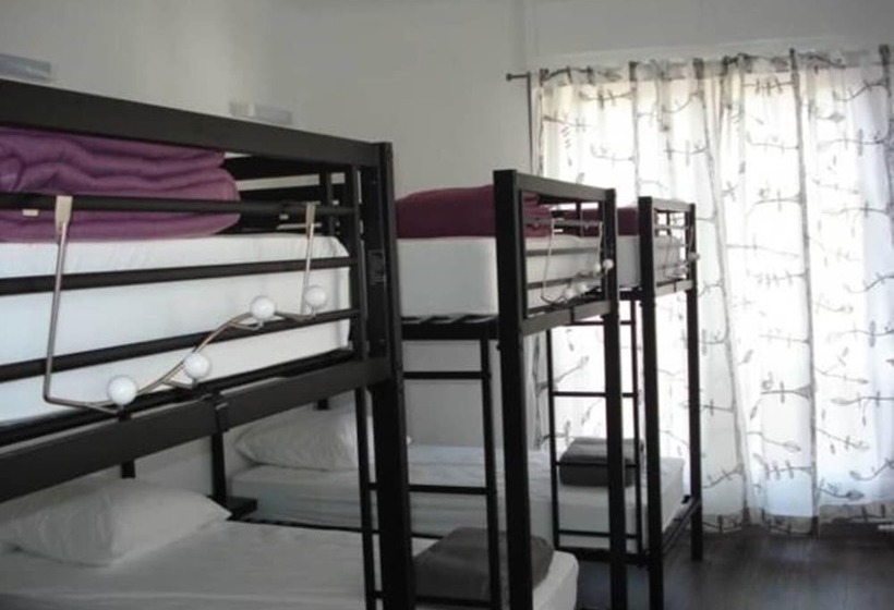 تختخواب و صبحانه Gite Izaxulo