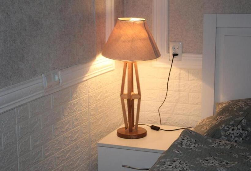 تختخواب و صبحانه Guesthouse Levani