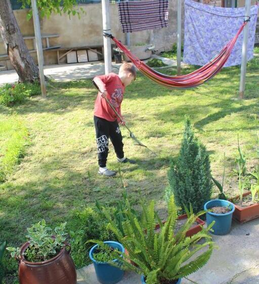 تختخواب و صبحانه Guesthouse Levani