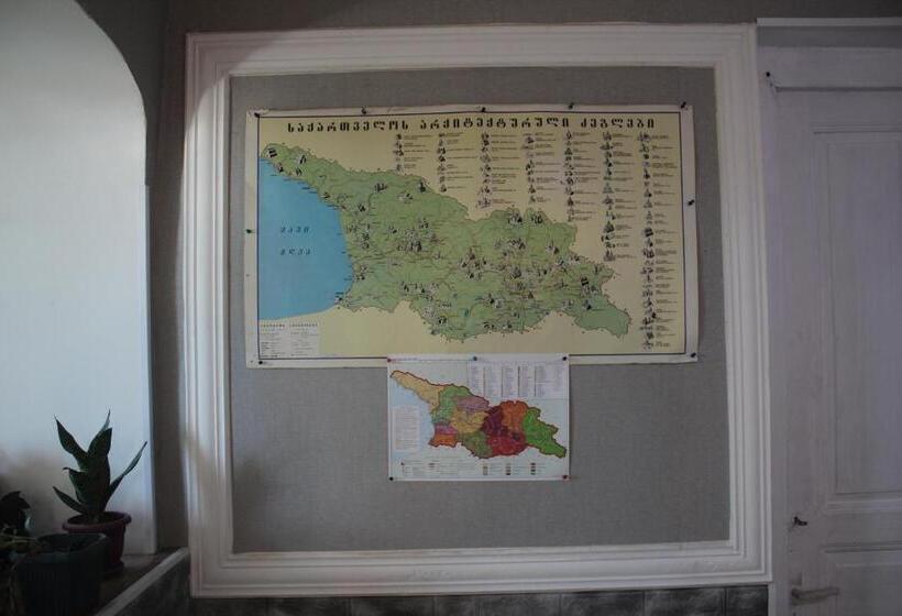 تختخواب و صبحانه Guesthouse Levani