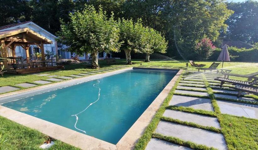 مبيت وإفطار Jack S Lodge   La Grange