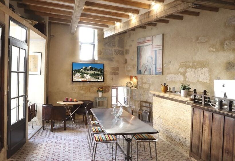 민박 La Casa De Boulbon