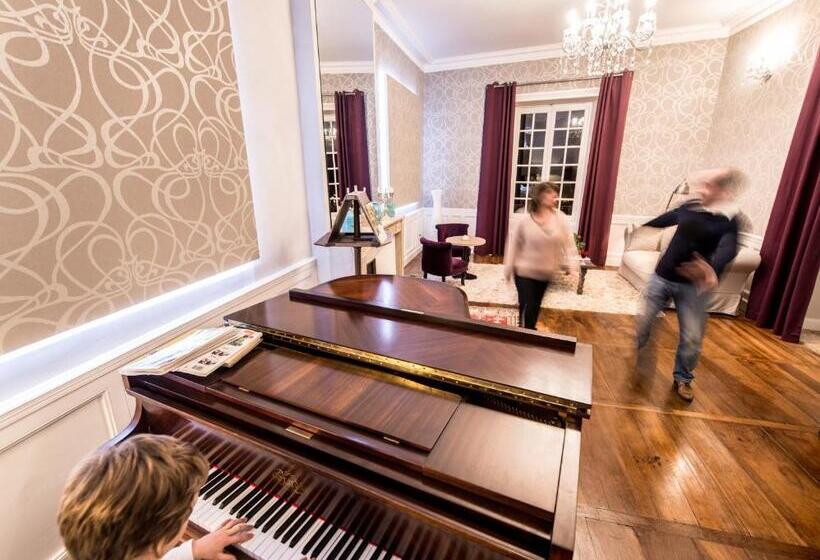 ベッドアンドブレックファースト La Devinie