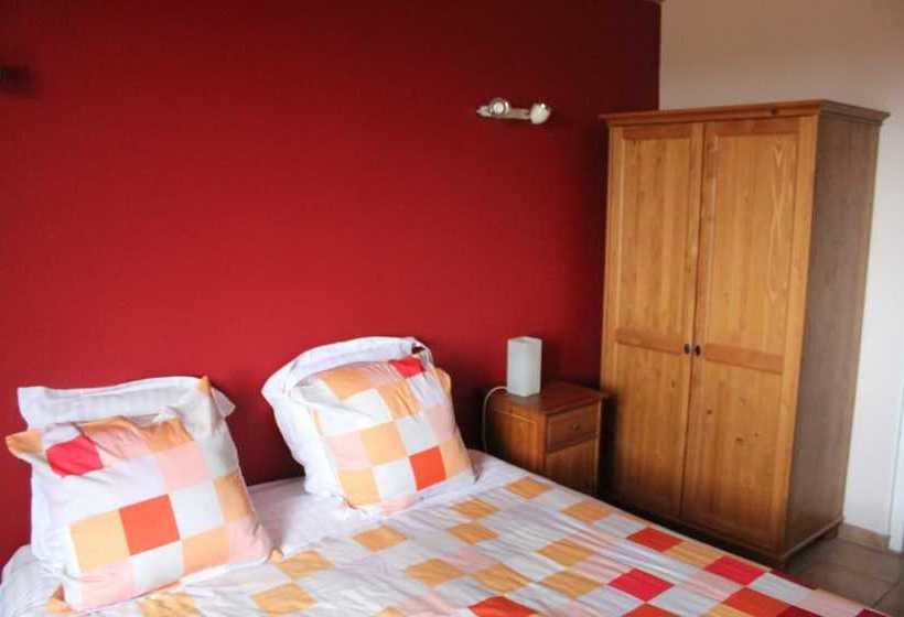 مبيت وإفطار La Ferme De La Corbette