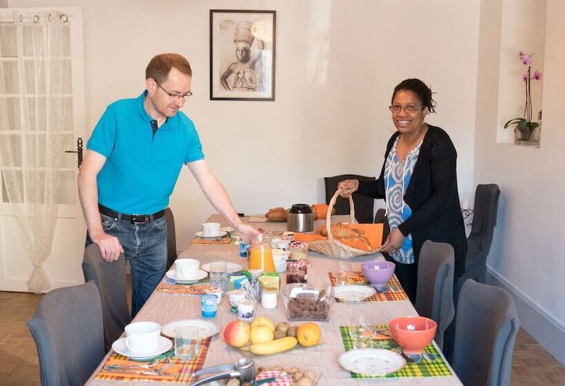 민박 La Maison Periot