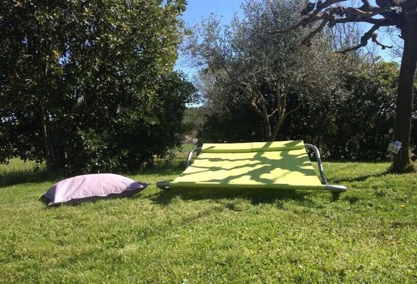 مبيت وإفطار La Vignarelle