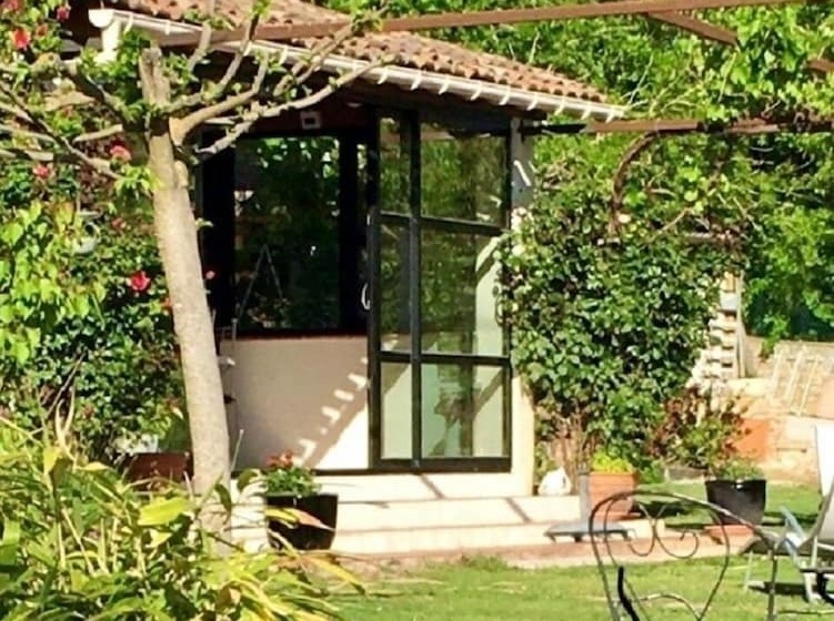 مبيت وإفطار La Vignarelle