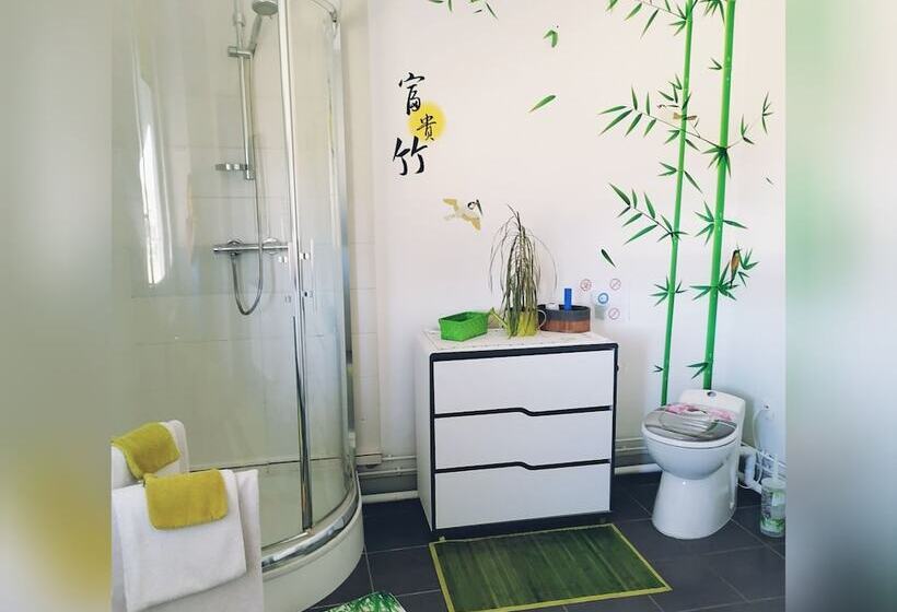 مبيت وإفطار Le Clos Des Mylandes