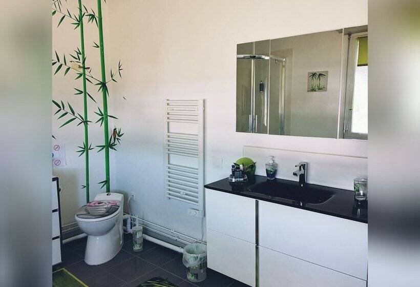 مبيت وإفطار Le Clos Des Mylandes