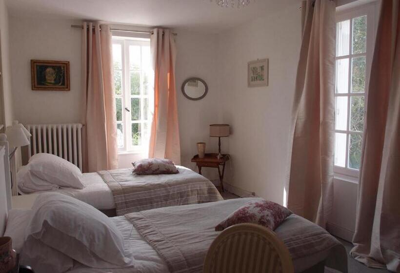 Bed and Breakfast Les Colonnes De Chanteloup