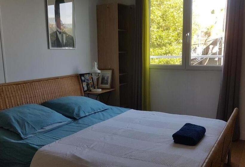 Bed and Breakfast Megalight Ii