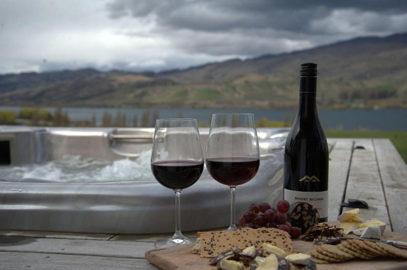 مبيت وإفطار Mt Michael Lodge