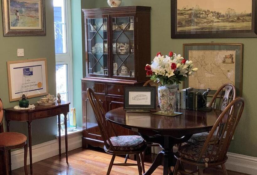 민박 Old Drynie House