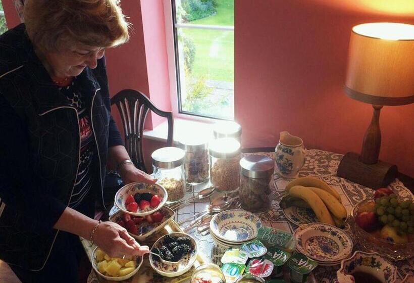 민박 Old Drynie House