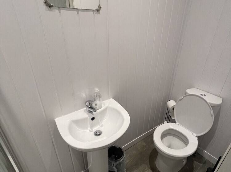 צימר OYO Queens Quarter