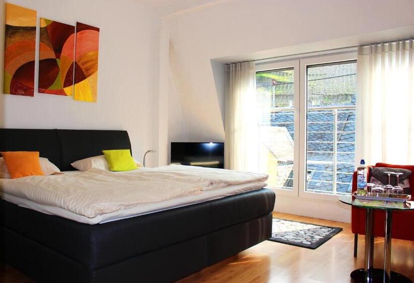 Bed and Breakfast Pension Adelheid Moselhype&wine