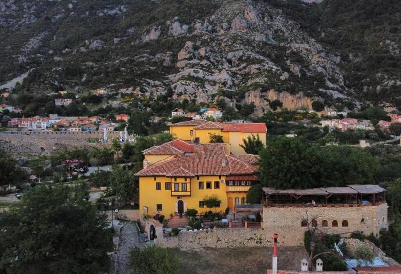 مبيت وإفطار Rooms Merlika  Inside The Castle