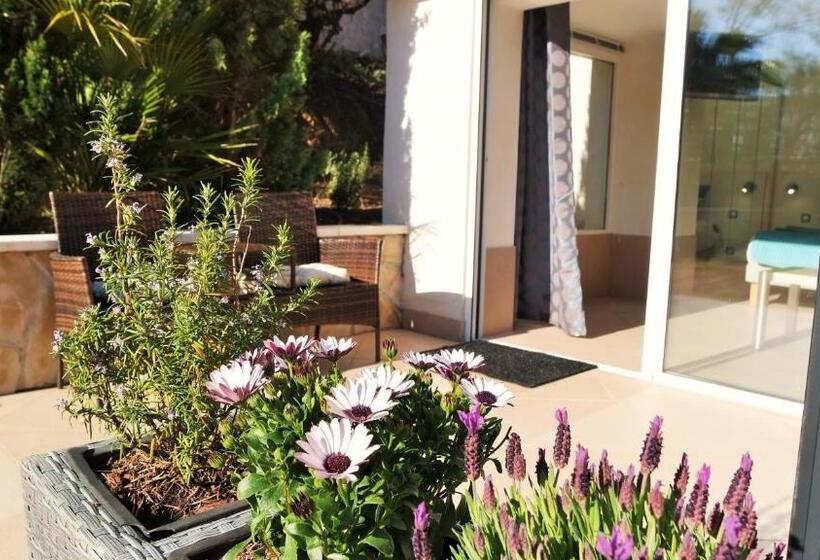 ベッドアンドブレックファースト Villa Perle De La Mer