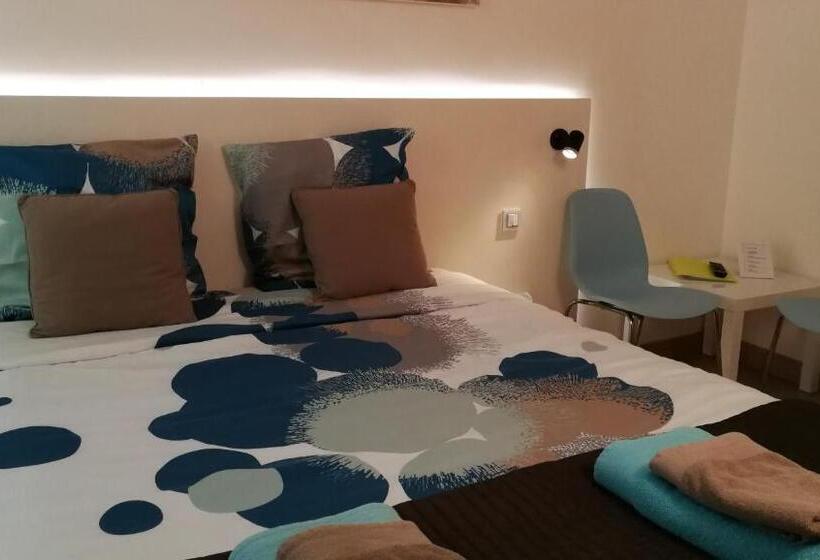 ベッドアンドブレックファースト Villa Perle De La Mer