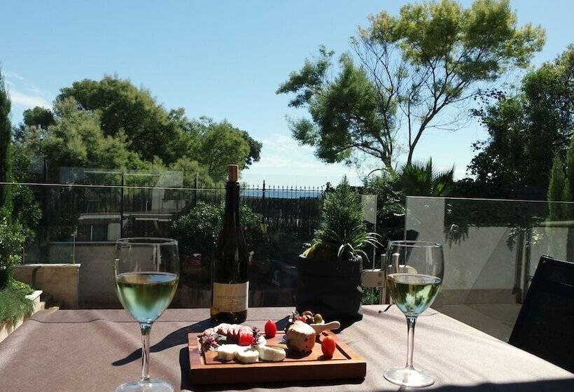 ベッドアンドブレックファースト Villa Perle De La Mer