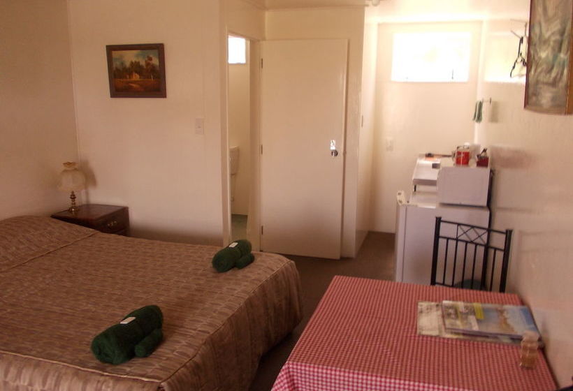 Bignell Street Motel