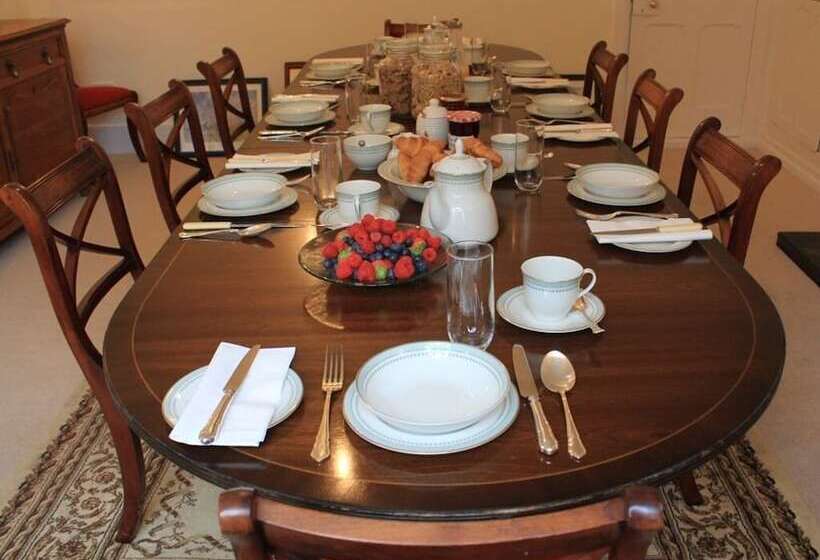 Church Farmhouse B & B