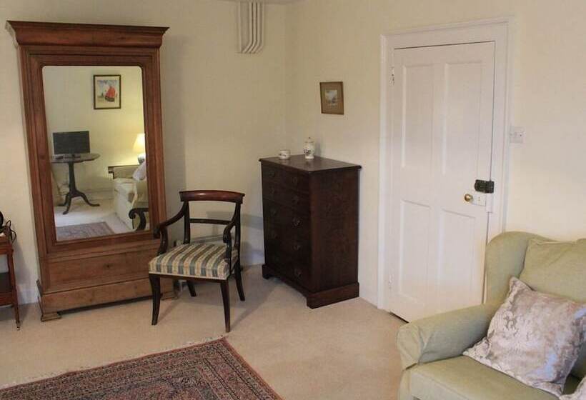 Church Farmhouse B & B