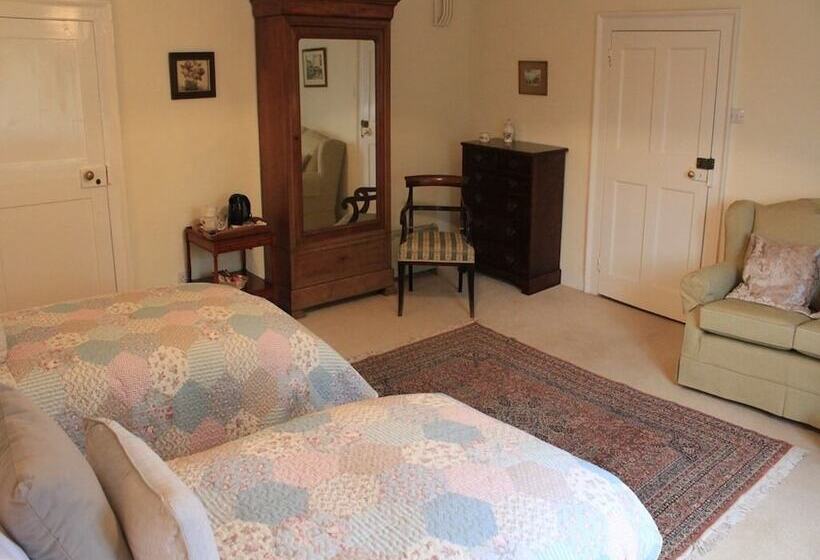 Church Farmhouse B & B