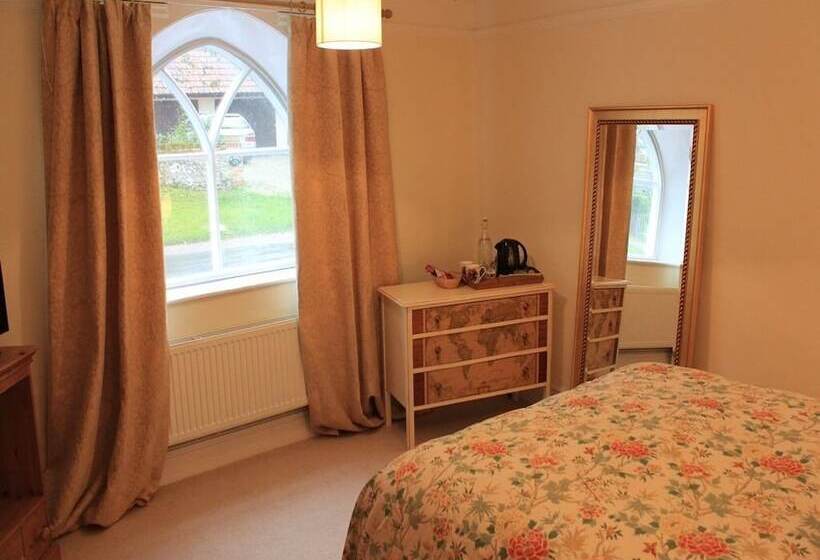 Church Farmhouse B & B