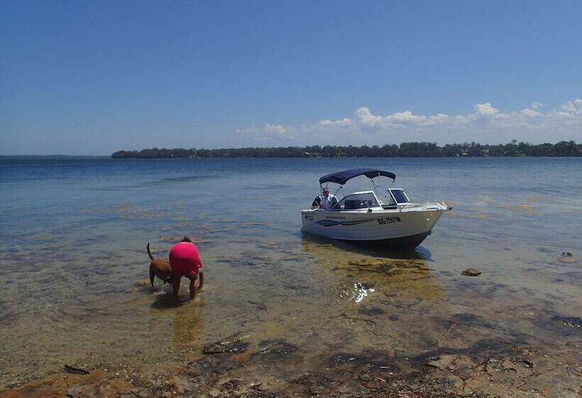 Dungowan Waterfront Apartments