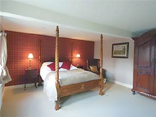 여관 The Crown & Plough