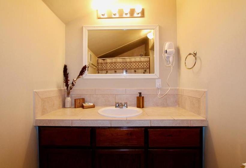 הוסטל Parham Plaza