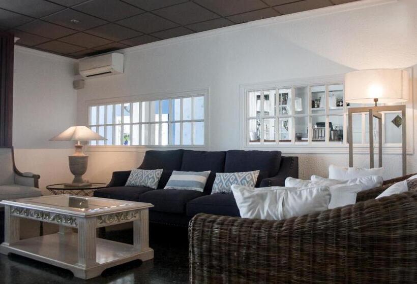 ホテル Ampolla Sol