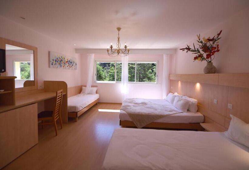 בית מלון כפרי Arena Restaurant Le Refuge