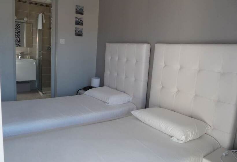 Отель Bleu Azur