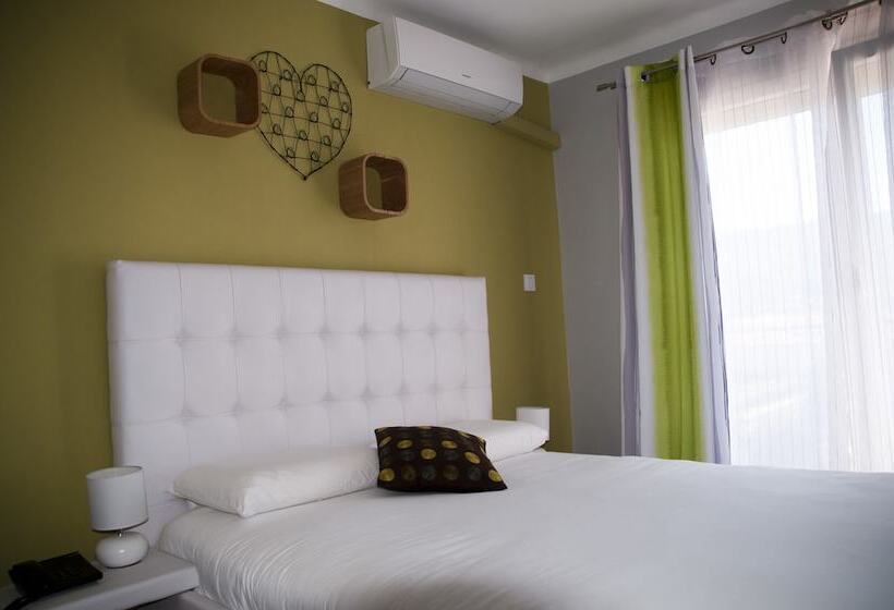 Отель Bleu Azur