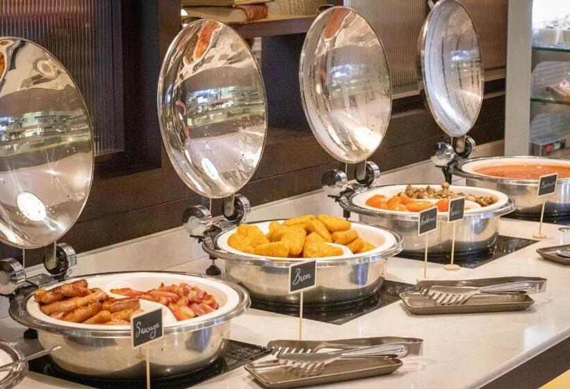 Clayton Hotel Cambridge