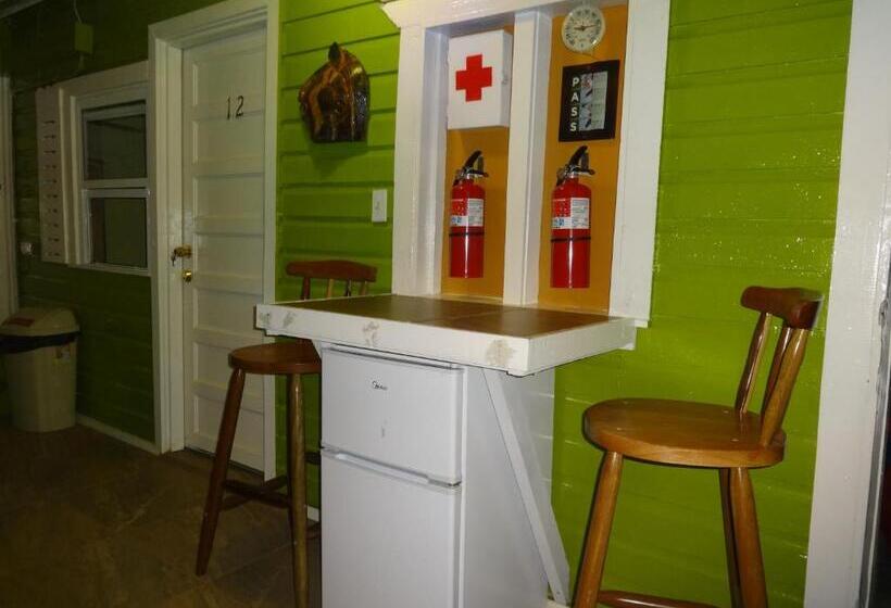 בית מלון כפרי Cocopele Inn