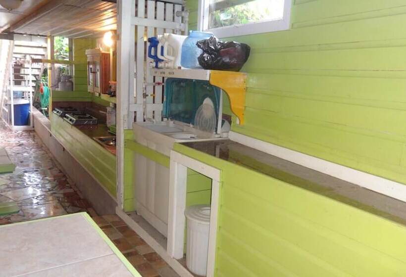 בית מלון כפרי Cocopele Inn