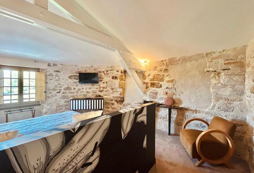 ホテル Des Basses Pyrenees  Bayonne