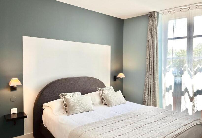 ホテル Des Basses Pyrenees  Bayonne