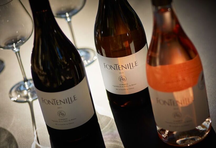 Отель Domaine De Fontenille