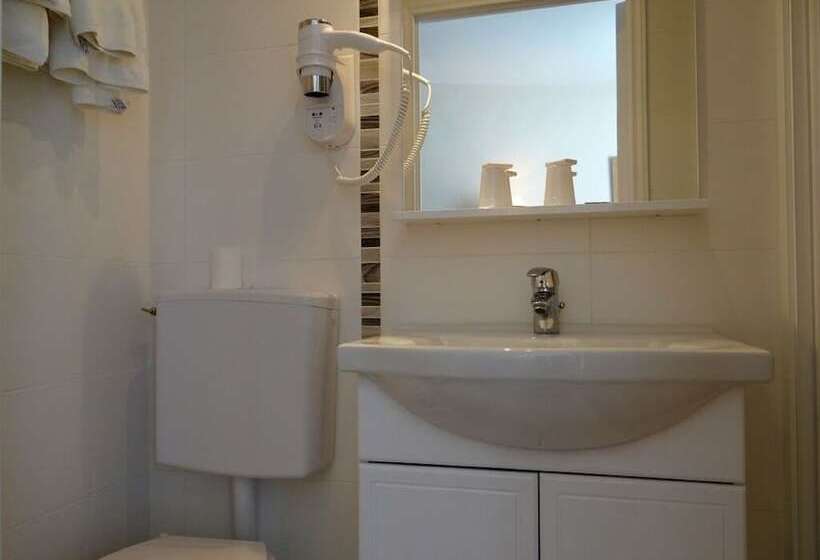 בית מלון כפרי Du Cheval Rouge