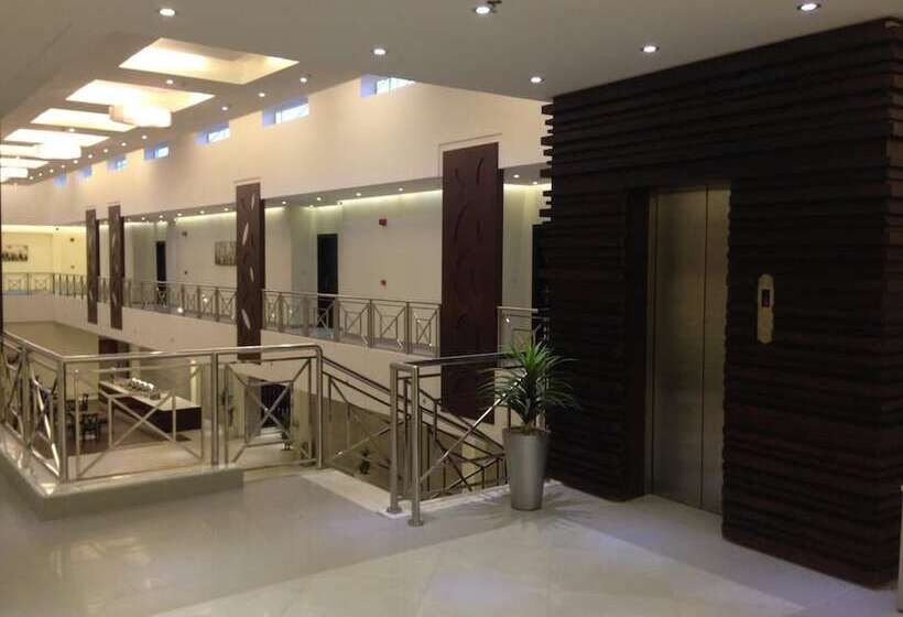 Grand Lily Hotel Suites