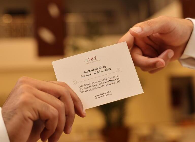 Grand Lily Hotel Suites